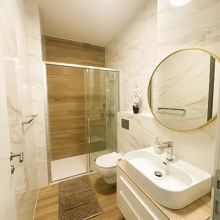 King - & * بانيا لوكا